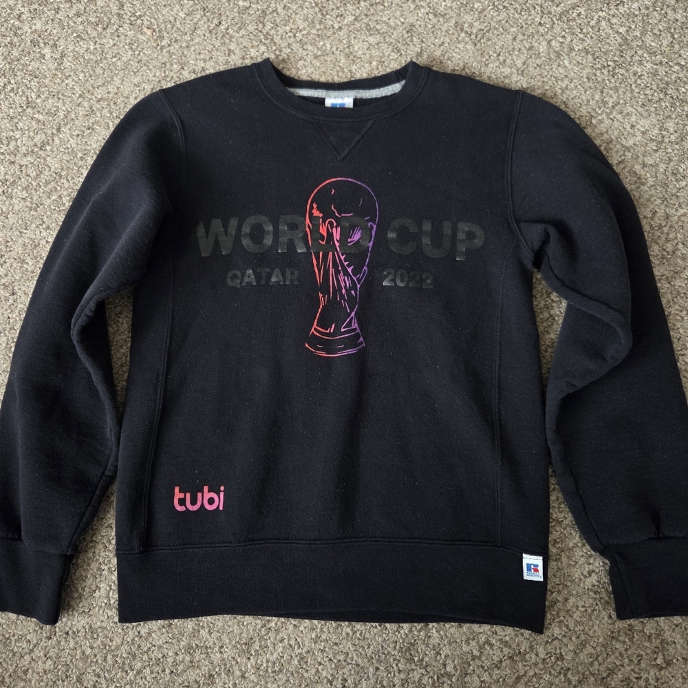 FIFA World Cup Qatar 2022 Sweatshirt Black Russell V-Stitch Size Small tubi TV